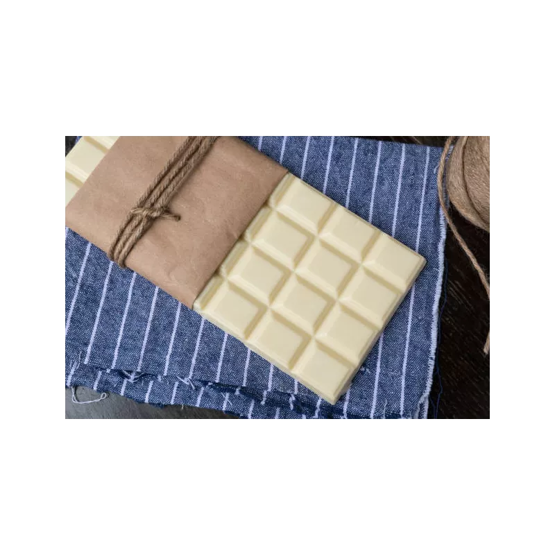 Tablette de chocolat blanc fruité vegan & fairtrade spécial Hallowe...