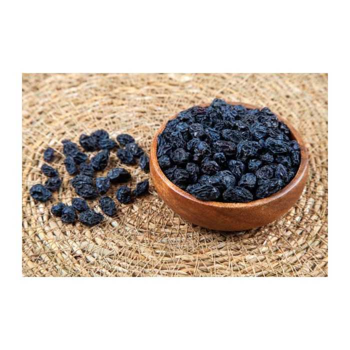Organic dried blackcurrant berries from France