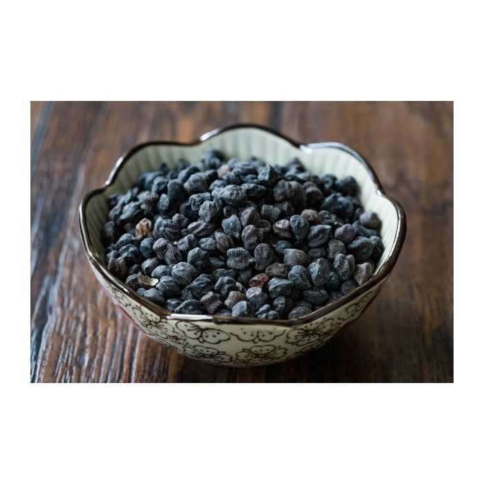 Organic dried blackcurrant berries from France