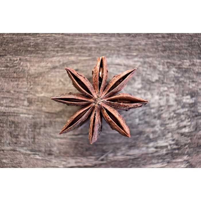 Organic & fairtrade whole star anise from Kampot - Direct producer