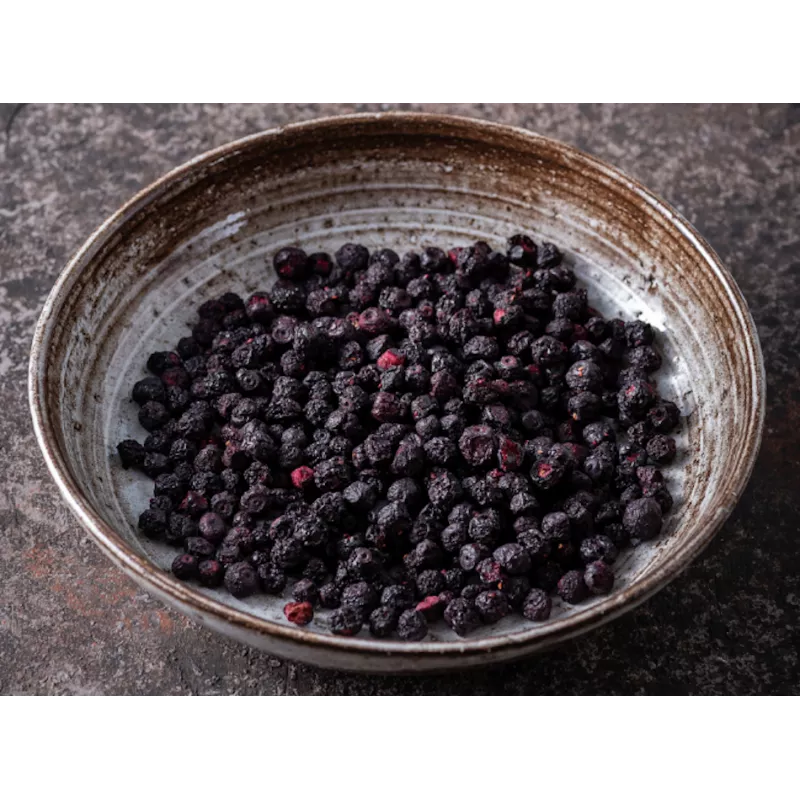 Organic dried blackcurrant berries from France Organic dried blackcurrant berries from France