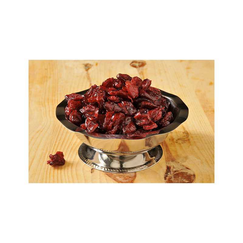 Organic dried cranberries from Canada (half)