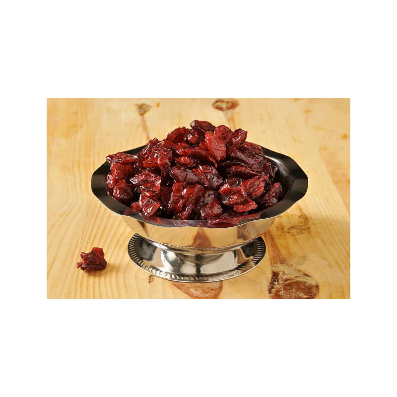 Organic dried cranberries from Canada (half)