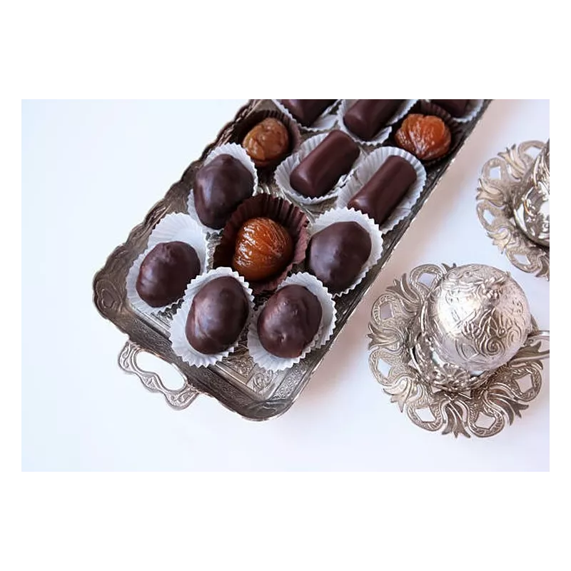 Coffret Signature HECOSFAIR – 8 Marrons Glacés Alcools Fins & Chocolat