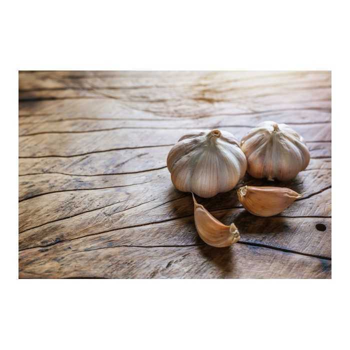 Organic smoked garlic from France