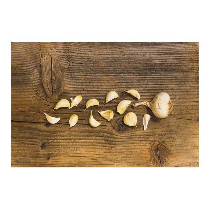 Organic smoked garlic from France
