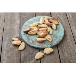 Whole raw organic & fair trade Brazil nuts from Peru