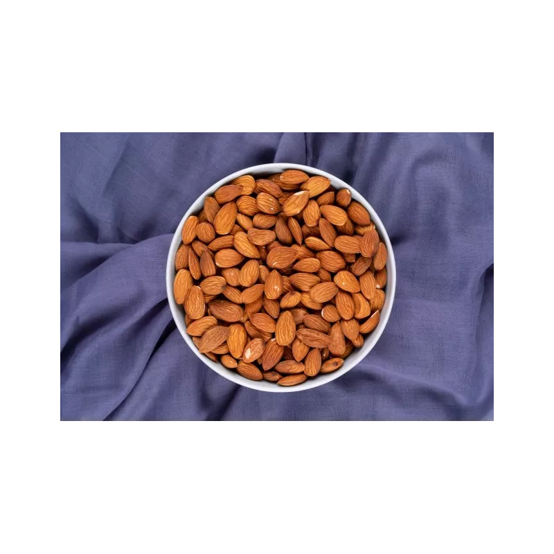 Organic whole raw almonds shelled from Provence - direct producer
