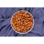 Organic whole raw almonds shelled from Provence - direct producer