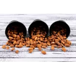 Organic whole raw almonds shelled from Provence - direct producer