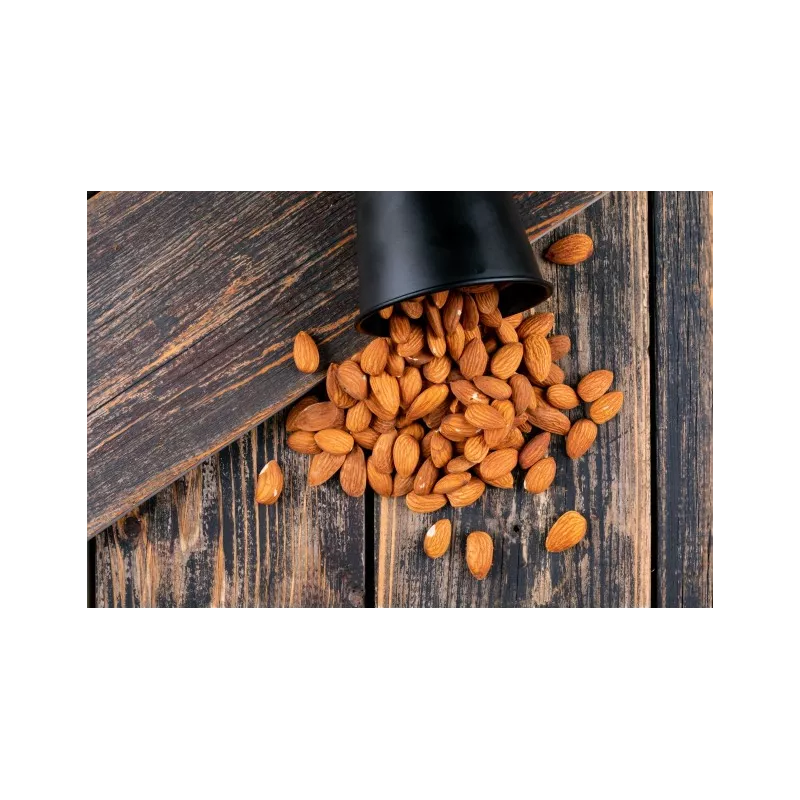 Organic whole raw almonds shelled from Provence - direct producer
