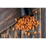Organic whole raw almonds shelled from Provence - direct producer