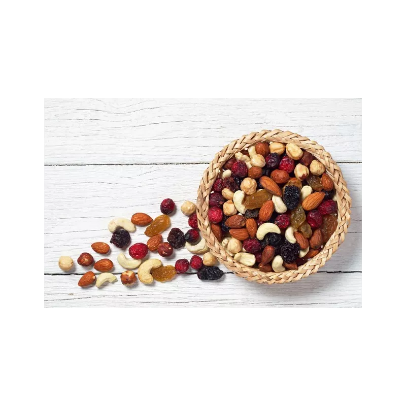 Taste me! - organic hazelnut from France, cashew nuts, cranberries ...