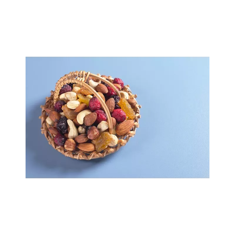 Taste me! - organic hazelnut from France, cashew nuts, cranberries ...