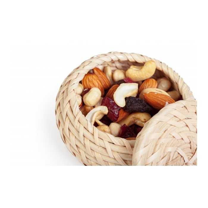 Taste me! - organic hazelnut from France, cashew nuts, cranberries ...