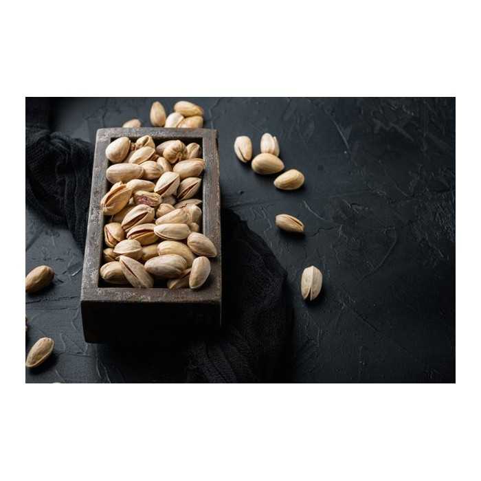 Organic pistachios PDO from Brontë in shell grilled and without sal...