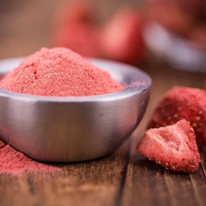 Organic & fairtrade strawberry powder from Uzbekistan