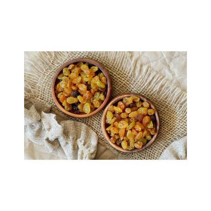 Organic golden Smyrna raisins from Uzbekistan - Sulphur free