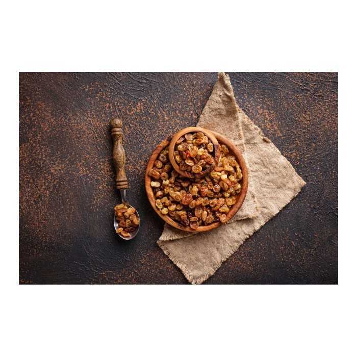 Organic golden Smyrna raisins from Uzbekistan - Sulphur free