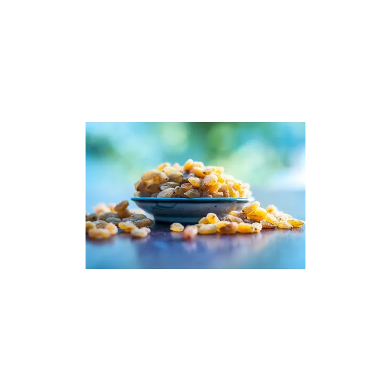 Organic golden Smyrna raisins from Uzbekistan - Sulphur free