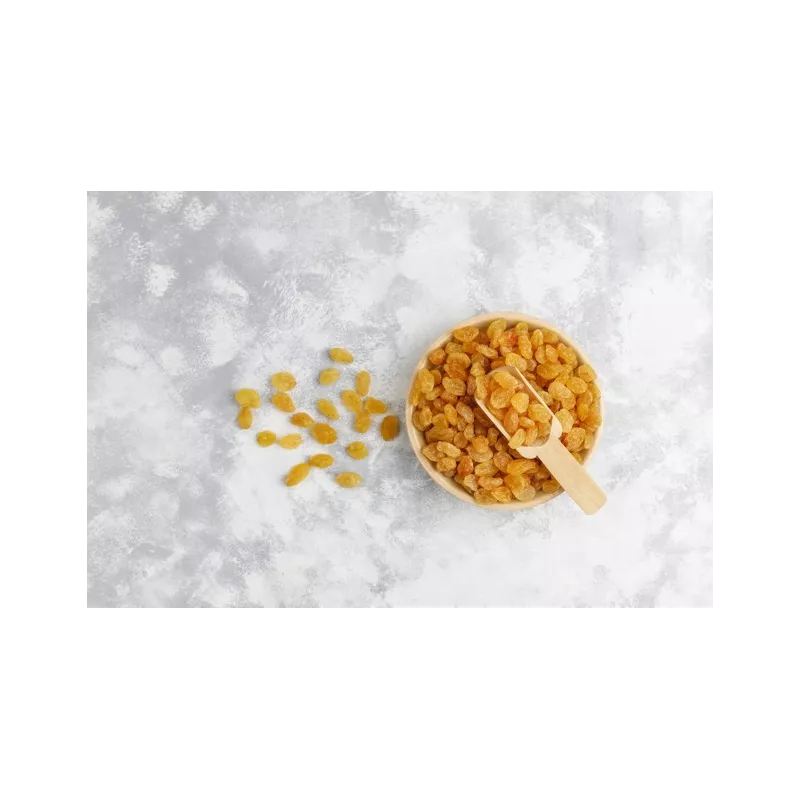 Organic golden Smyrna raisins from Uzbekistan - Sulphur free