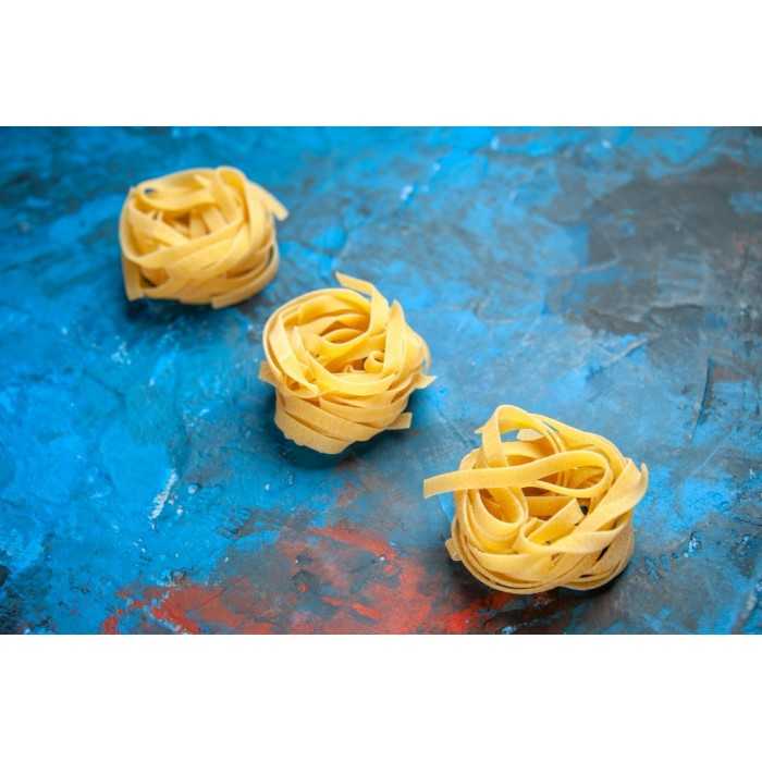 Natural & artisanal Tagliatelle with white truffles from Italy - Di...
