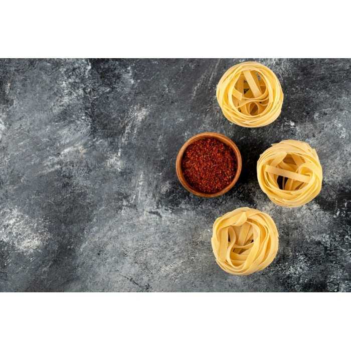 Organic & artisanal tagliatelle with PDO Espelette pepper from Fran...