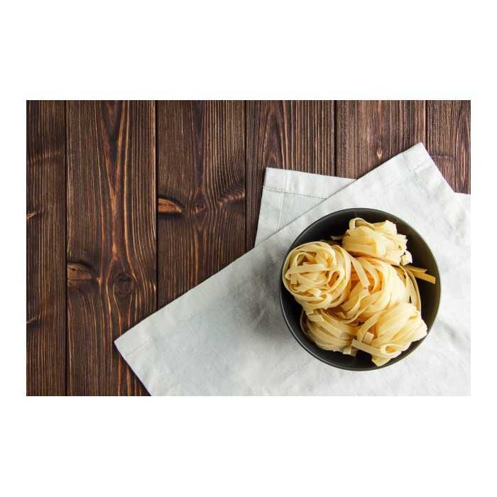 Organic & artisanal tagliatelle with PDO Espelette pepper from Fran...