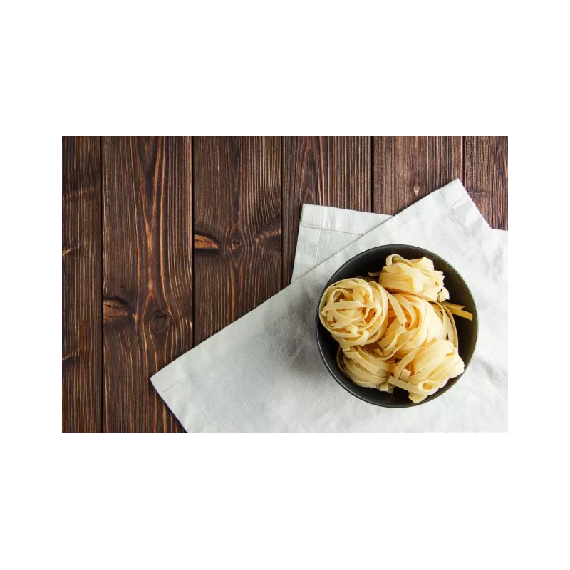 Organic & artisanal tagliatelle with PDO Espelette pepper from Fran...