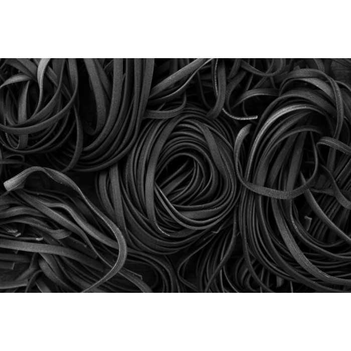 Organic & artisanal tagliatelle with squid ink from France - direct...