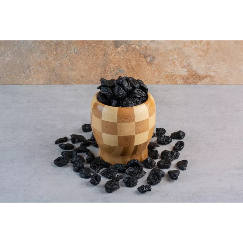 Organic & fairtrade black muscat raisin from Uzbekistan - Sulphite ...