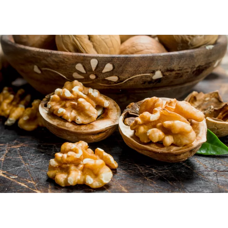 Extra Organic shelled walnut kernels PDO from Perigord - direct pro...