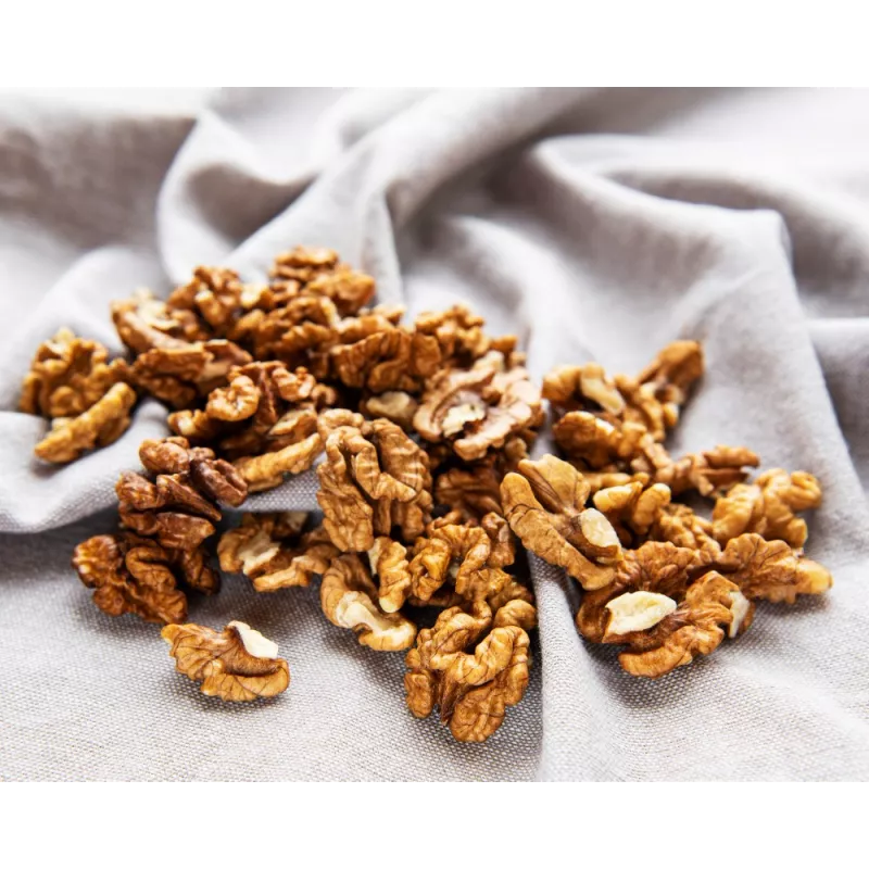Extra Organic shelled walnut kernels PDO from Perigord - direct pro...