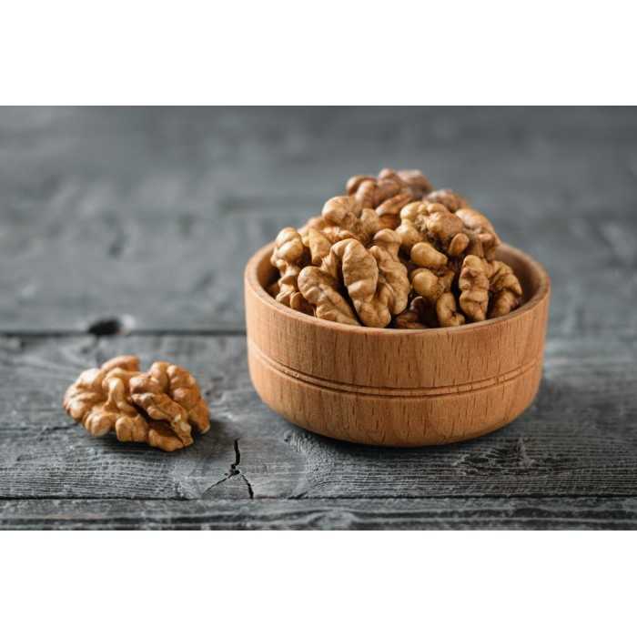 Organic shelled walnut kernels PDO from Grenoble - direct producer