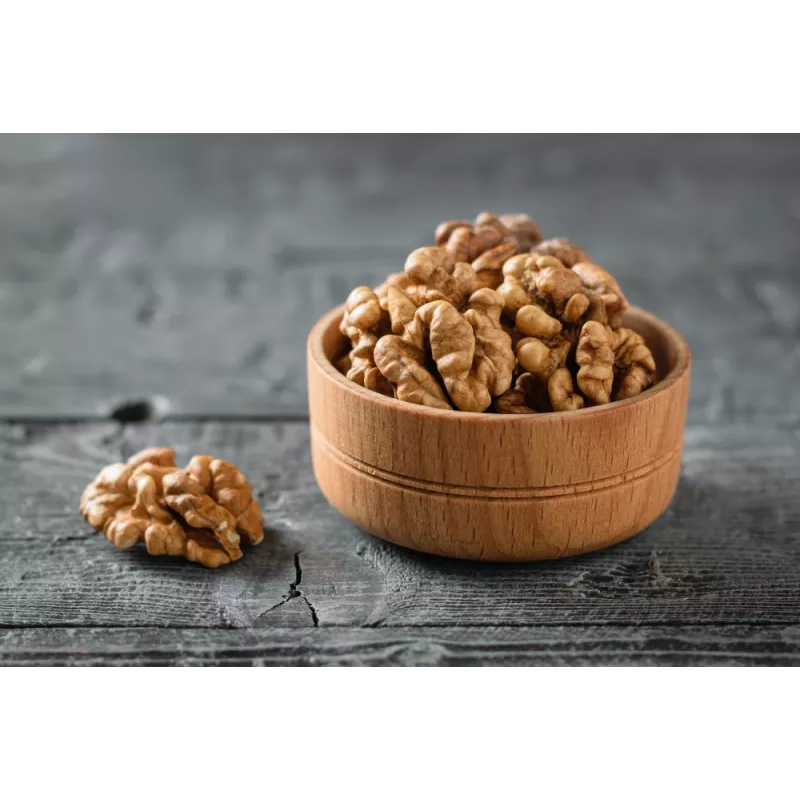 Organic shelled walnut kernels PDO from Grenoble - direct producer