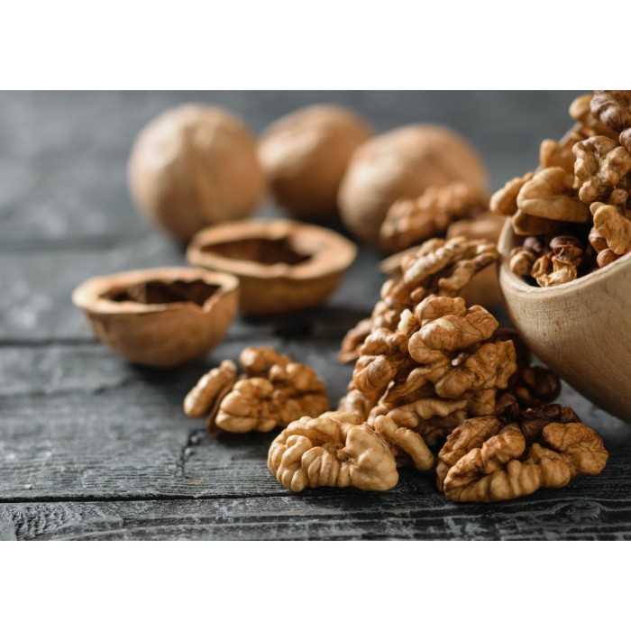 Organic shelled walnut kernels PDO from Grenoble - direct producer