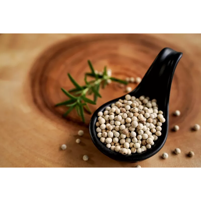 Organic fairtrade white pepper PGI from Kampot - direct producer