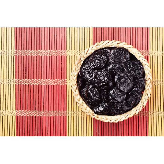 Organic dried pitted reine claude plums from Lot & Garonne - Direct...