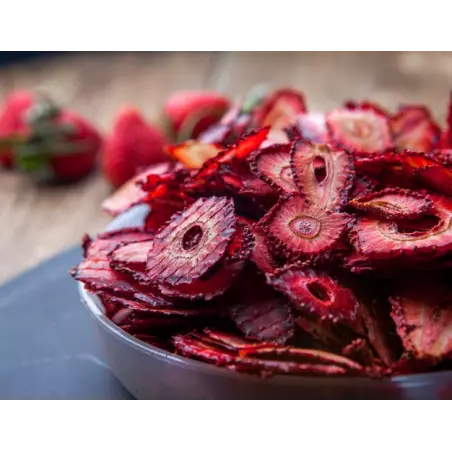 Organic Label rouge dried strawberries from Lot et Garonne - Direct...