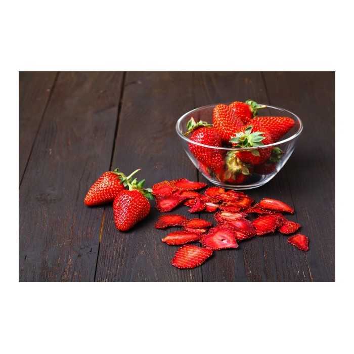 Organic Label rouge dried strawberries from Lot et Garonne - Direct...