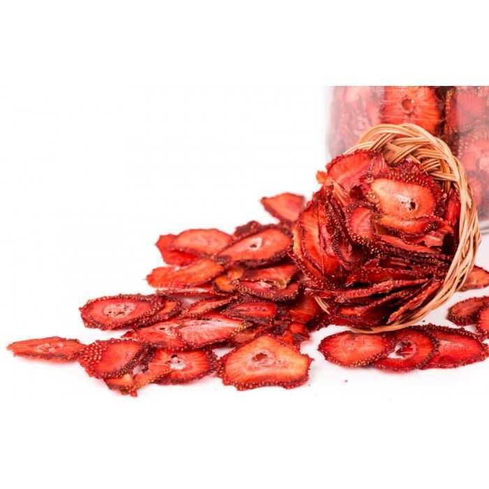 Organic Label rouge dried strawberries from Lot et Garonne - Direct...