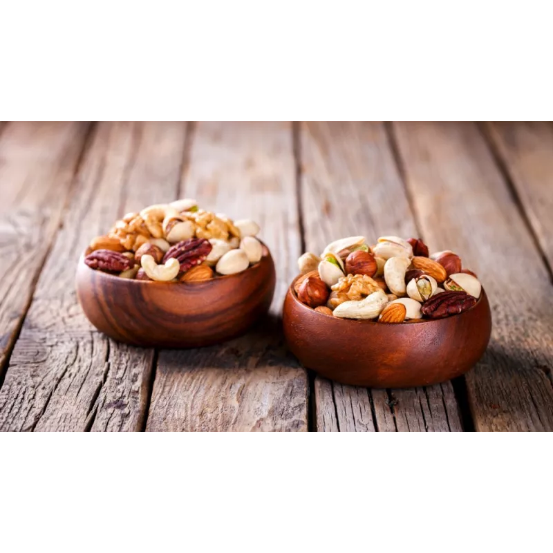 Taste me! - organic hazelnut from France, cashew nuts, cranberries ...