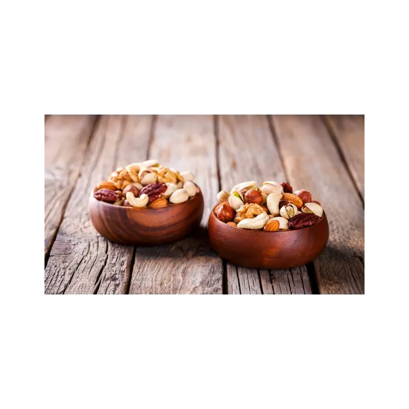 Bite me! - Organic PDO walnut kernel from France, organic pecans, o...