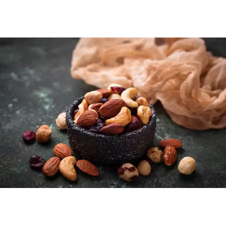Taste me! - organic hazelnut from France, cashew nuts, cranberries ...