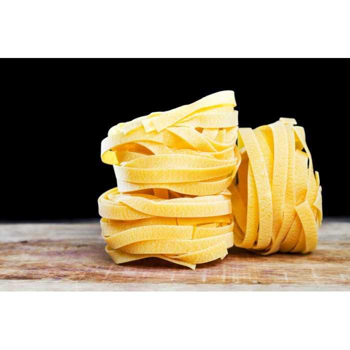 Artisanal & natural tagliatelle with black truffle From France - Di...