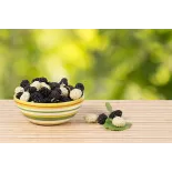 Organic & fair trade dried black & white mulberries from Uzbekistan