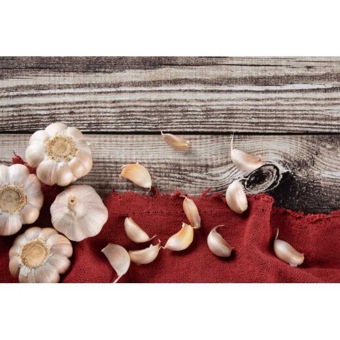 Organic smoked garlic from France