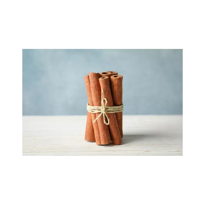 Organic cassia cinnamon stick or Saigon cinnamon from Vietnam - Pre... Organic cassia cinnamon stick or Saigon cinnamon from Vietnam - Pre...