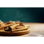 Organic cassia cinnamon stick or Saigon cinnamon from Vietnam - Pre...