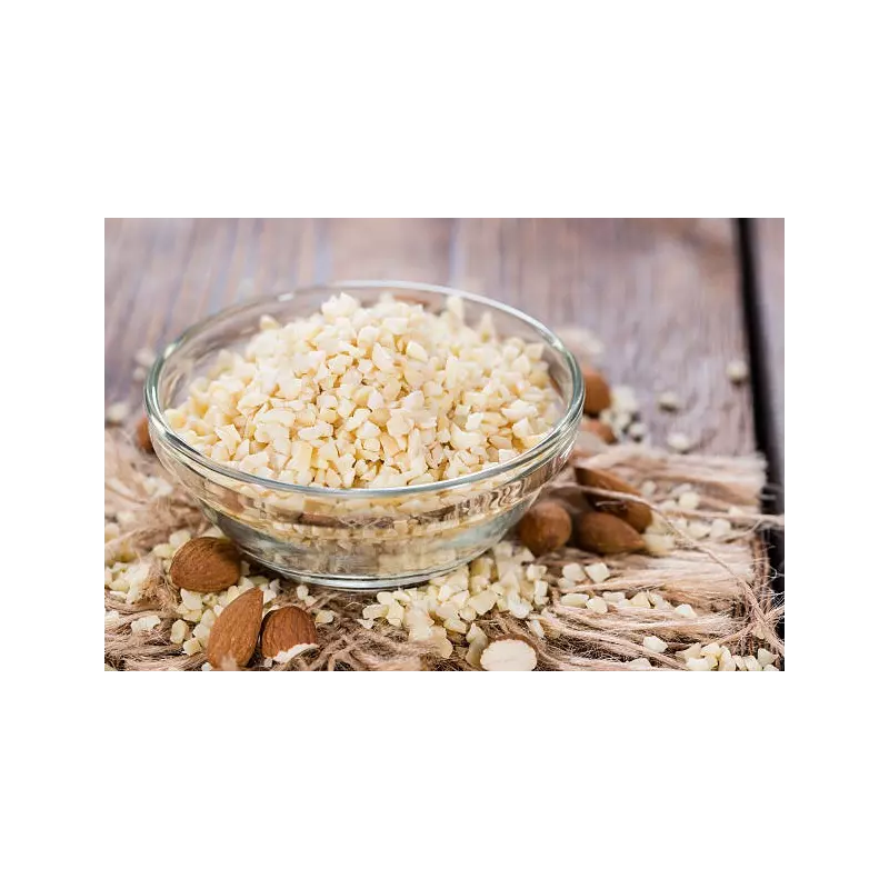Raw organic chopped almonds from France - Direct producer